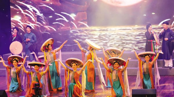 Giáo dục văn hoá nghệ thuật 0