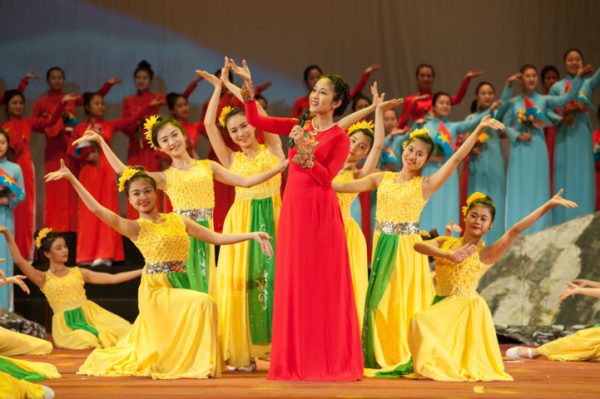 Giáo dục văn hoá nghệ thuật 1